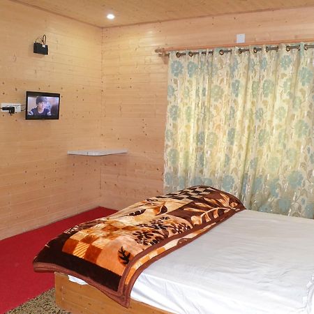 Hotel Grg Residency Srīnagar Zewnętrze zdjęcie